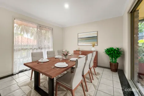 Property photo of 10 Sefton Place Robina QLD 4226