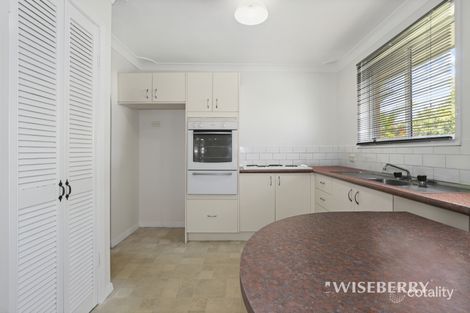 Property photo of 1 Lake Haven Drive Gorokan NSW 2263