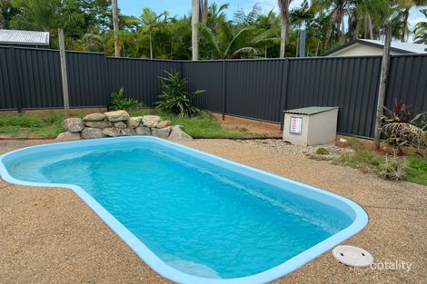 Property photo of 216 Robert Road Bentley Park QLD 4869