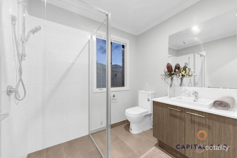 Property photo of 54 Botwood Street Mickleham VIC 3064