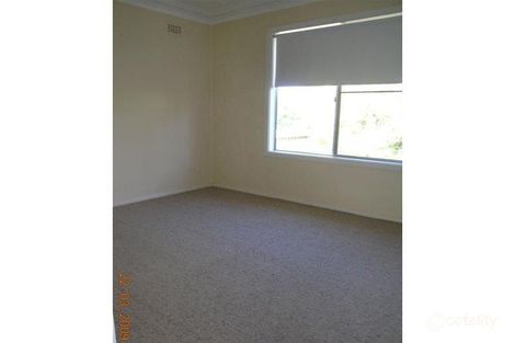 Property photo of 19 Macdonald Street Yass NSW 2582