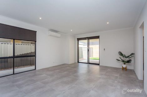 Property photo of 57 Greensand Promenade Treeby WA 6164