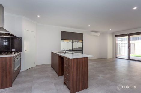 Property photo of 57 Greensand Promenade Treeby WA 6164