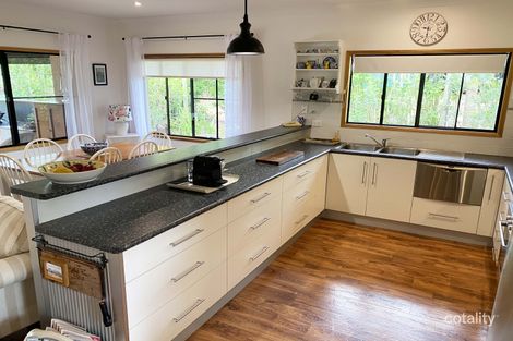 Property photo of 20 Peeramon Road Peeramon QLD 4885