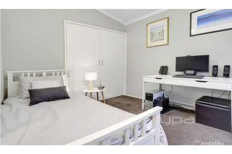 Property photo of 35 Curran Way Tootgarook VIC 3941