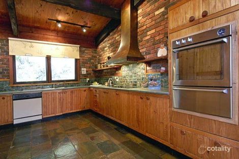 Property photo of 25 Weerona Way North Warrandyte VIC 3113