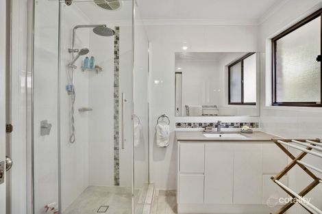Property photo of 28/244 Ron Penhaligon Way Robina QLD 4226