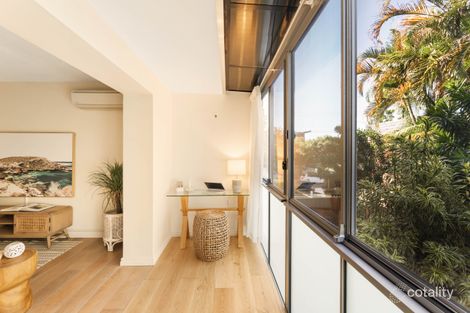 Property photo of 2/27 Second Avenue Sandgate QLD 4017