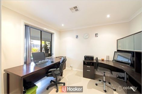 Property photo of 24 Macfarlane Burnet Avenue Macgregor ACT 2615
