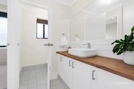 Property photo of 66 Applecross Drive Blakeview SA 5114