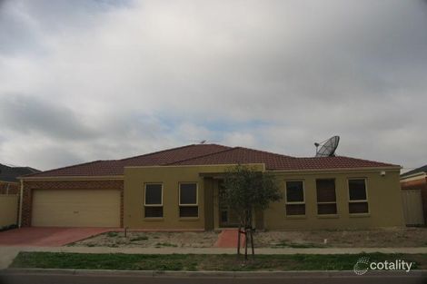 8 Carmody Dr, Cairnlea, VIC 3023