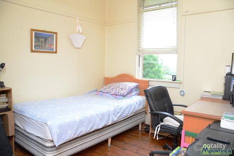 Property photo of 17 Gladys Crescent Seven Hills NSW 2147