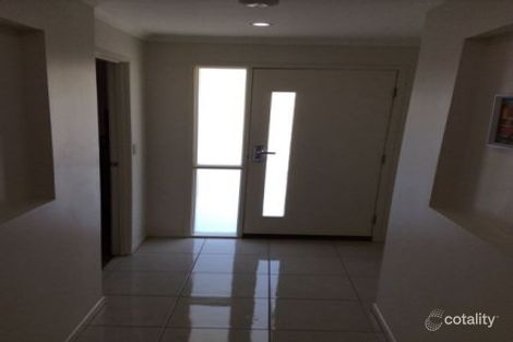 Property photo of 8 Moor Circuit Warner QLD 4500