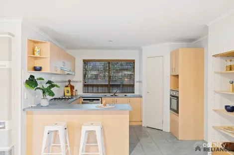 Property photo of 6 Alfred Park Drive Tarneit VIC 3029