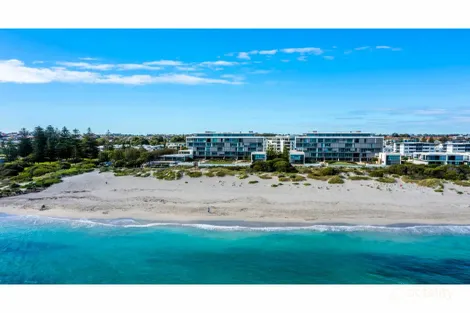 6/21 Ocean Dr, North Coogee, WA 6163