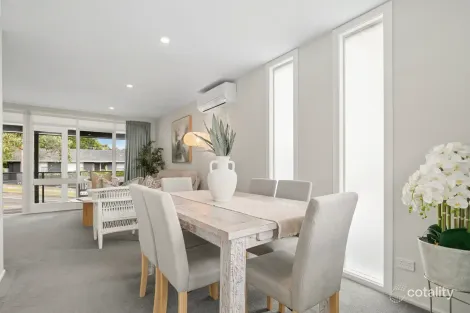 Property photo of 34 Ambleside Street Wheeler Heights NSW 2097