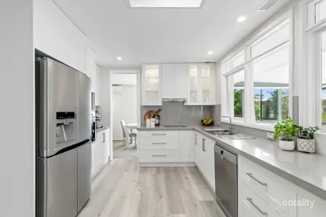 Property photo of 34 Ambleside Street Wheeler Heights NSW 2097