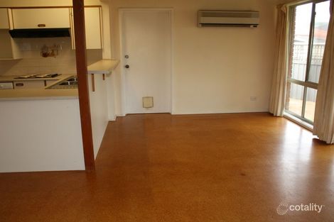 Property photo of 2 Tetbury Close Cambridge Park NSW 2747