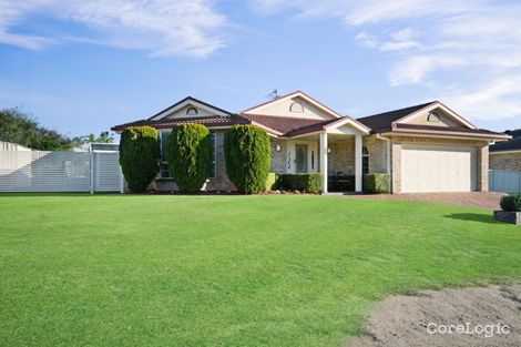 Property photo of 8 Kilkenny Circuit Ashtonfield NSW 2323