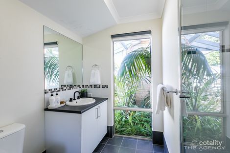 Property photo of 249 Eddystone Avenue Beldon WA 6027