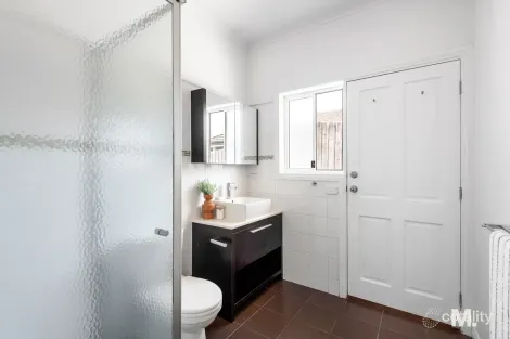 Property photo of 16 Spring Street Niddrie VIC 3042