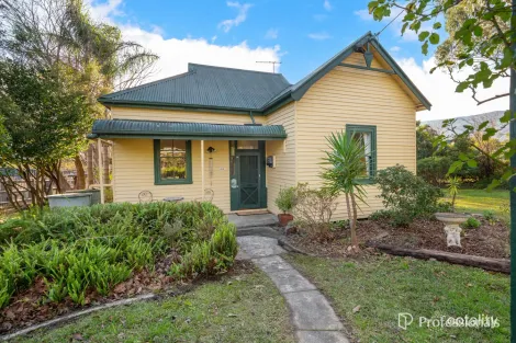 2821 Warburton Hwy, Wesburn, VIC 3799