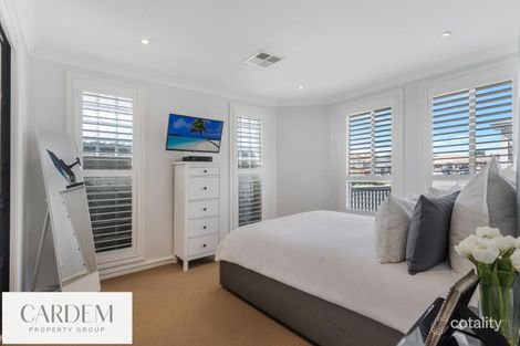 Property photo of 10 Stonequarry Way Carnes Hill NSW 2171