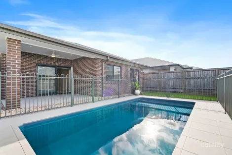 Property photo of 37 Flourish Way Palmview QLD 4553