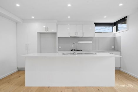 Property photo of 1/11 Sandown Road Ascot Vale VIC 3032