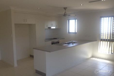 Property photo of 15 Florida Crescent Parkhurst QLD 4702