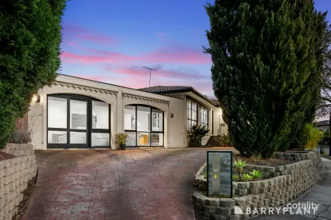 Property photo of 2 Traydal Close Wantirna VIC 3152