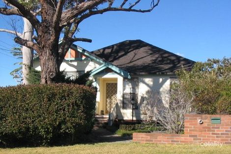 9 Mort St, Shortland, NSW 2307