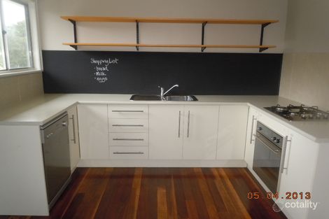 Property photo of 17 Knight Avenue Silkstone QLD 4304