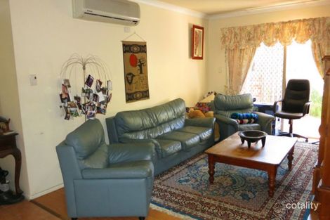 Property photo of 13 Harris Place Seventeen Mile Rocks QLD 4073