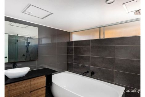 Property photo of 3/32 Powell Crescent Coolangatta QLD 4225