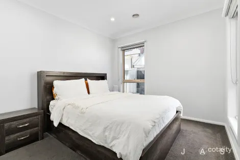 Property photo of 3/4 Camperdown Avenue Sunshine North VIC 3020