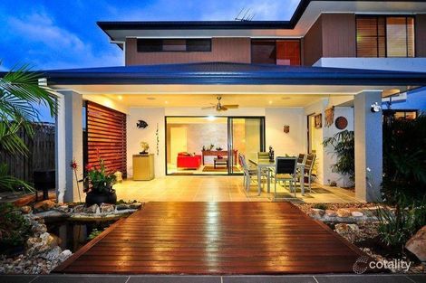 Property photo of 44 Hallow Crescent Augustine Heights QLD 4300