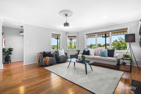 Property photo of 14 Valley View Crescent Berwick VIC 3806