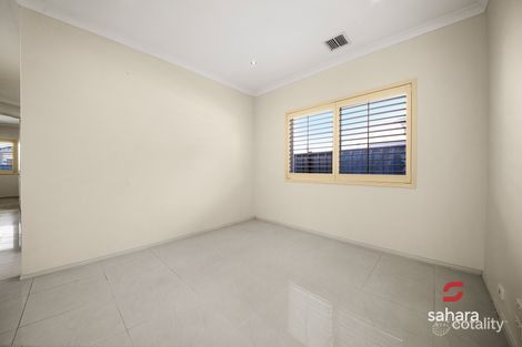 Property photo of 5 Brixton Place Craigieburn VIC 3064