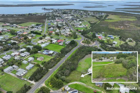 11/15 Lawrence St, Port Albert, VIC 3971