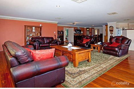 Property photo of 26 Rise Court Mount Richon WA 6112