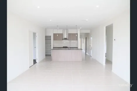 Property photo of 48 Primrose Crescent Mickleham VIC 3064