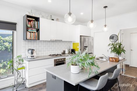 Property photo of 6 Napier Place Warrnambool VIC 3280