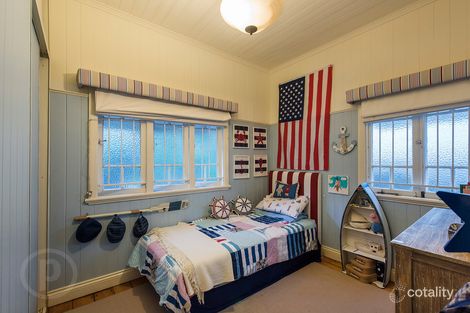 Property photo of 18 Marriott Street Coorparoo QLD 4151