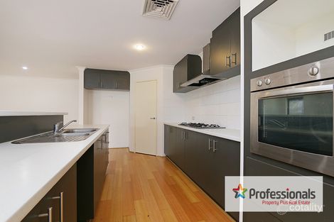 Property photo of 32 Whittaker Turn Piara Waters WA 6112