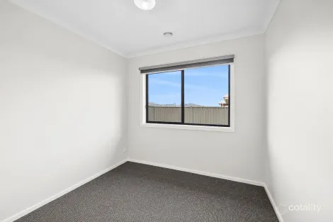 Property photo of 7 Gingell Way Lucas VIC 3350