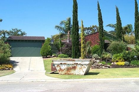 16 Crystal Cl, Edgewater, WA 6027