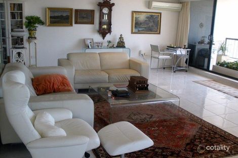 Property photo of 1/2981 Surfers Paradise Boulevard Surfers Paradise QLD 4217