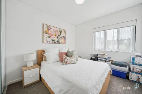 Property photo of 48/59 Breaksea Drive North Coogee WA 6163