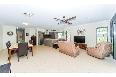 Property photo of 1/12 Drake Avenue Paradise Point QLD 4216